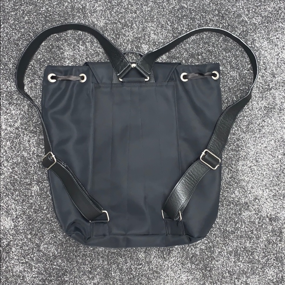 Dolce & Gabbana vintage black nylon drawstring backpack - Picture 2 of 12